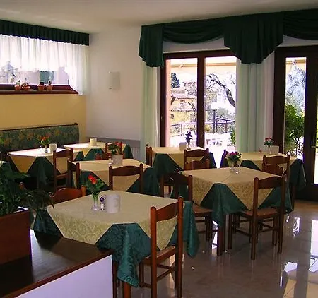 מלון Garni Selene מאלצ'סינה